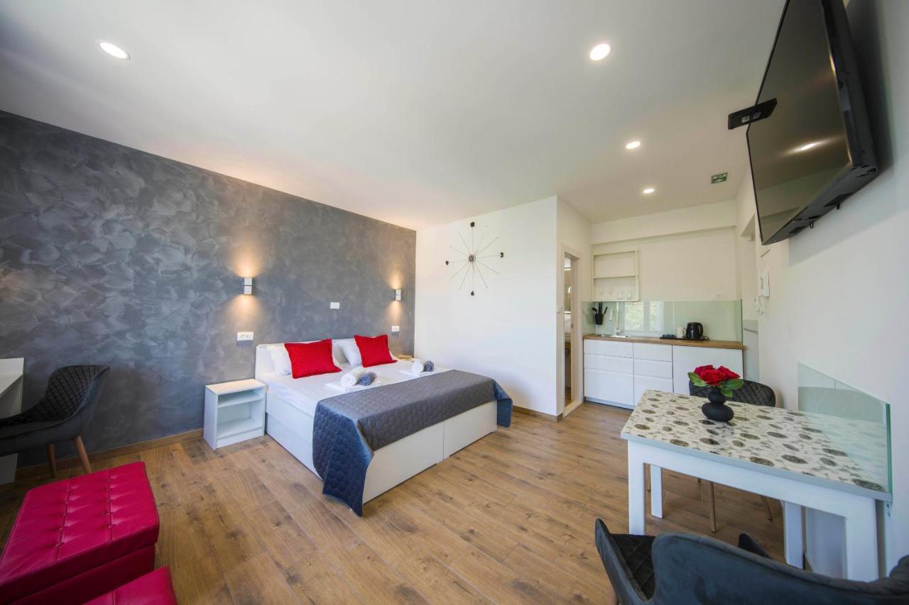 Split Central Luxury Studios Exterior foto