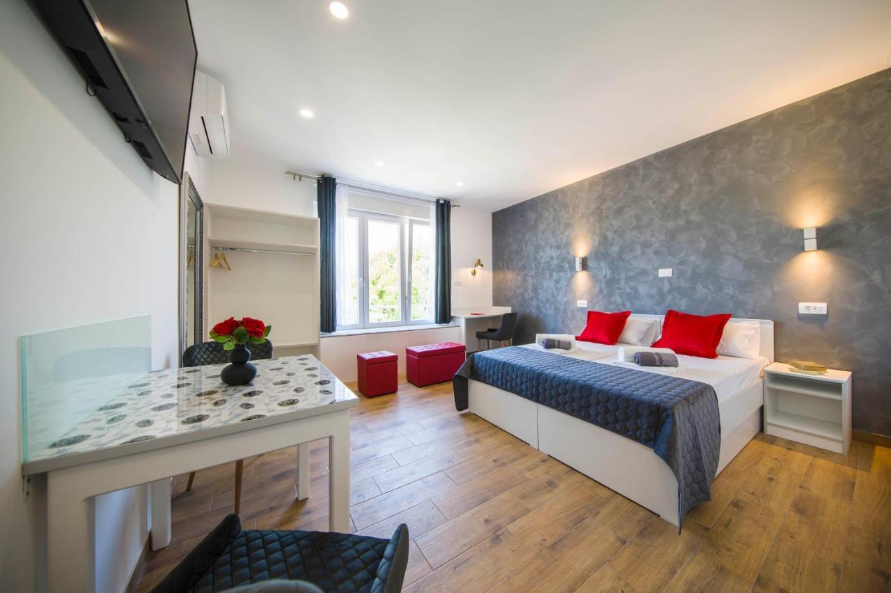 Split Central Luxury Studios Exterior foto